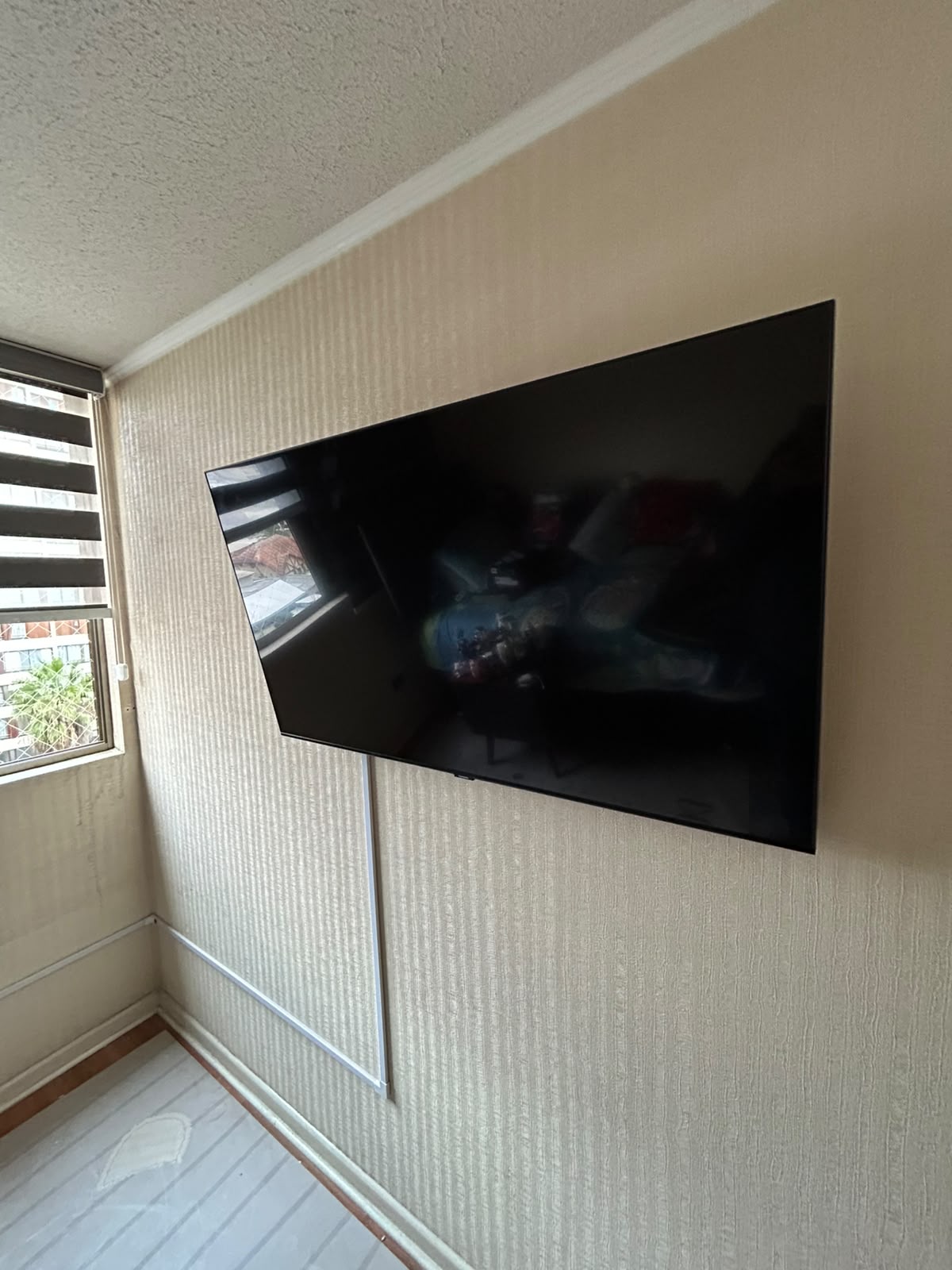 Soporte de TV instalado en La Reina
